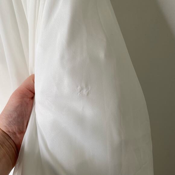 IEENA for MAC DUGGAL White Layered Tulle Chiffon Wedding Ball Gown Size 2 - Picture 6 of 16